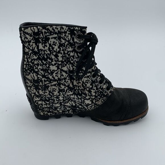 Sorel Joan of Arc Lexie wedge ankle boots black and white Womans size 6.5 - Picture 4 of 12